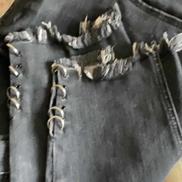 Love and legend black jeans with hoops - Picture 8 of 9